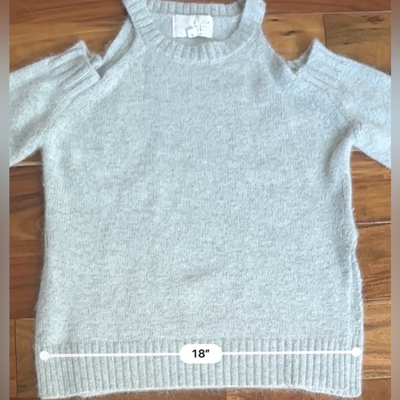J.O.A Cold Shoulder Gray Sweater - Picture 9 of 11